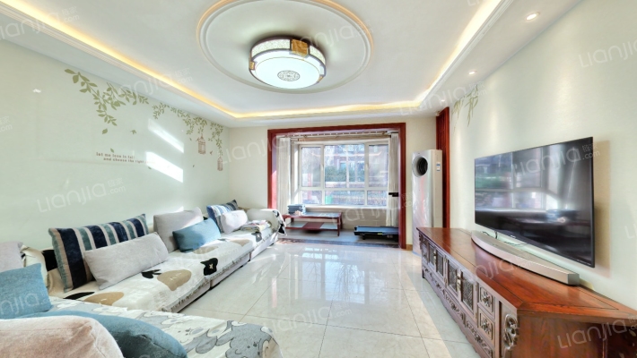 西山艺境6号院二手房实景图