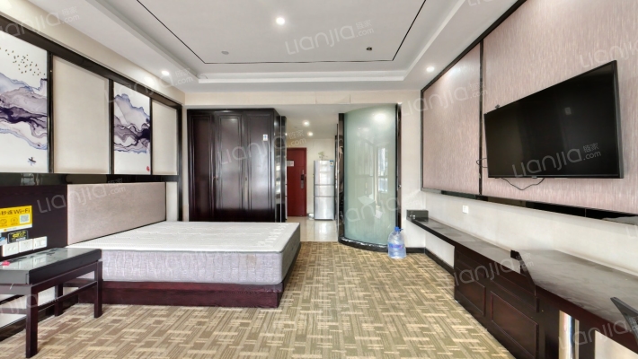 绿地国博财富中心二手房实景图