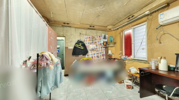 安装宿舍二手房实景图