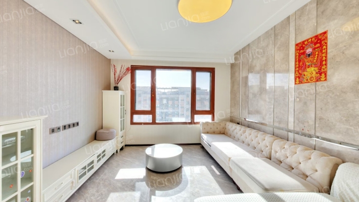 西山甲一号二手房实景图