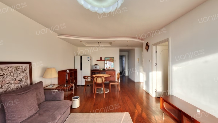 彩虹街区二手房实景图