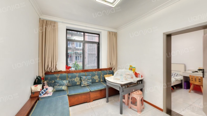 洗甲巷小区二手房实景图