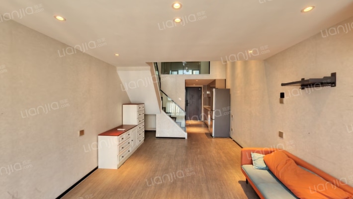 中一鲲出二手房实景图