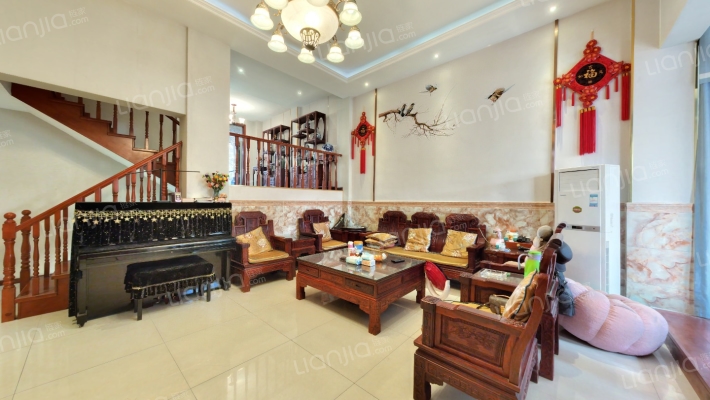 水都豪庭二手房实景图