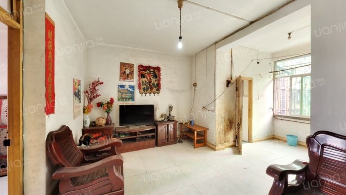 宝生街127号二手房实景图