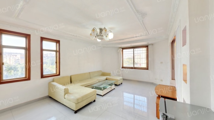 麒龙金翠湾二手房实景图