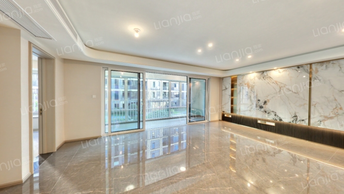 萃栖云庐二手房实景图