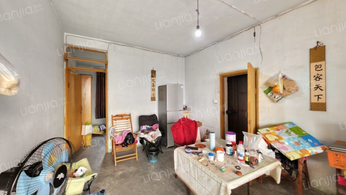 教育街127号院二手房实景图