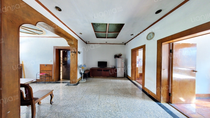 建新一村二手房实景图