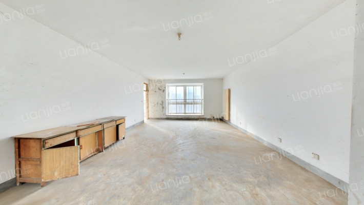 赛宝花园二手房实景图