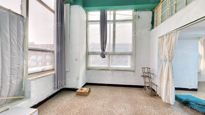 中街上乘二手房实景图