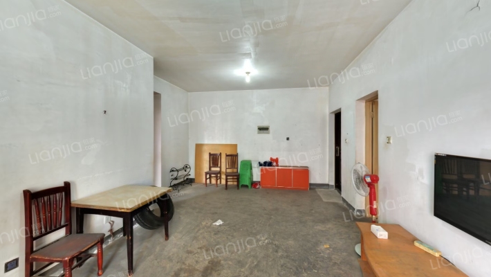 龙虎锦城A区二手房实景图