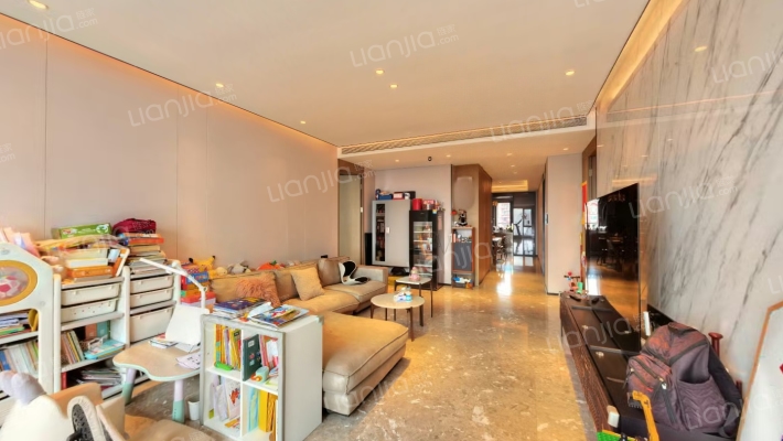 保利和光逸境二手房实景图