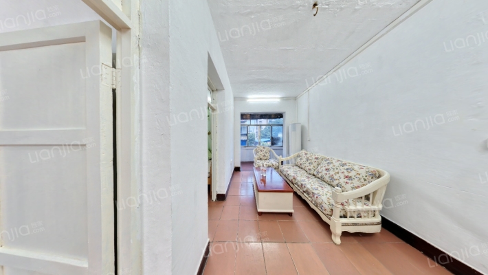 红育坡二手房实景图