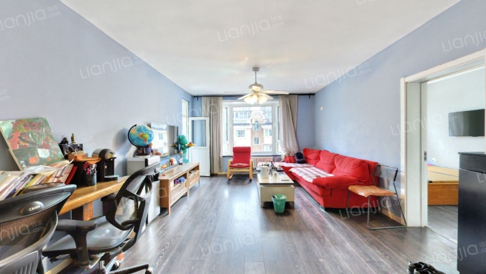 旗舰凯旋二三期二手房实景图