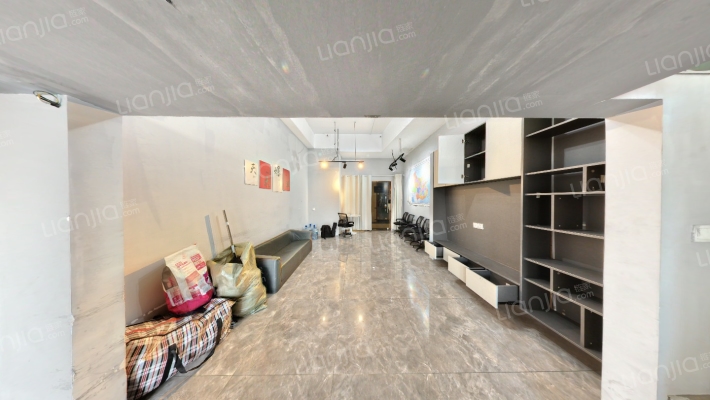 九州天虹广场营销中心二手房实景图