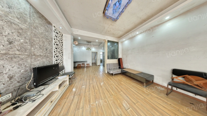 天顺园十村二手房实景图