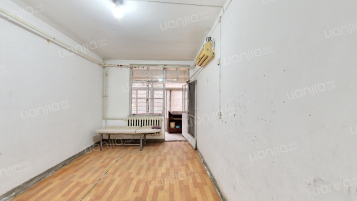 窦府巷8号院二手房实景图