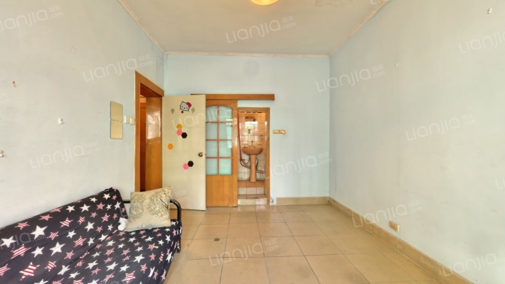 王家巷4号院二手房实景图