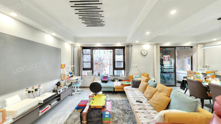 荣盛观云郡公园里组团二手房实景图