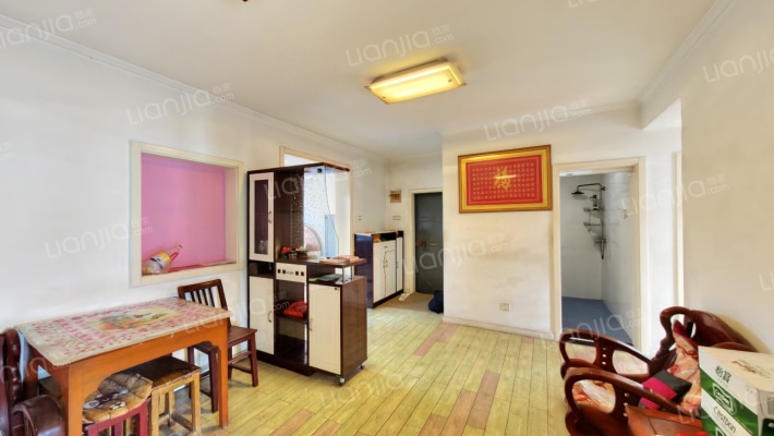 港中新村二区二手房实景图