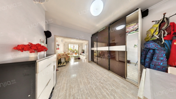 温泉路45号院二手房实景图