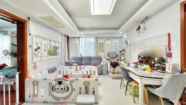 水色时光五区二手房实景图