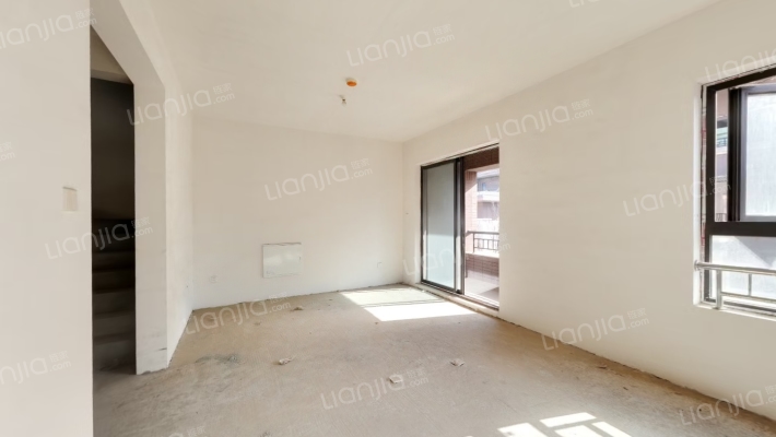 春城十八里二手房实景图