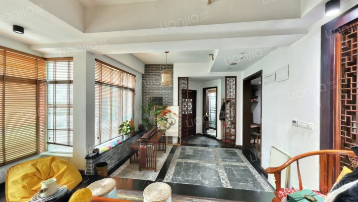 时代豪苑二手房实景图