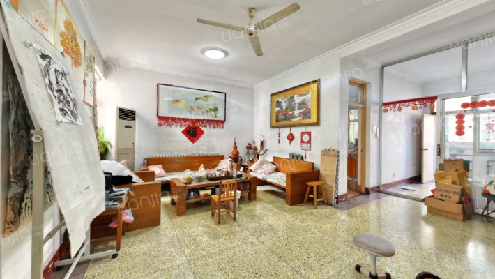 历城职业中专教工住宅楼二手房实景图