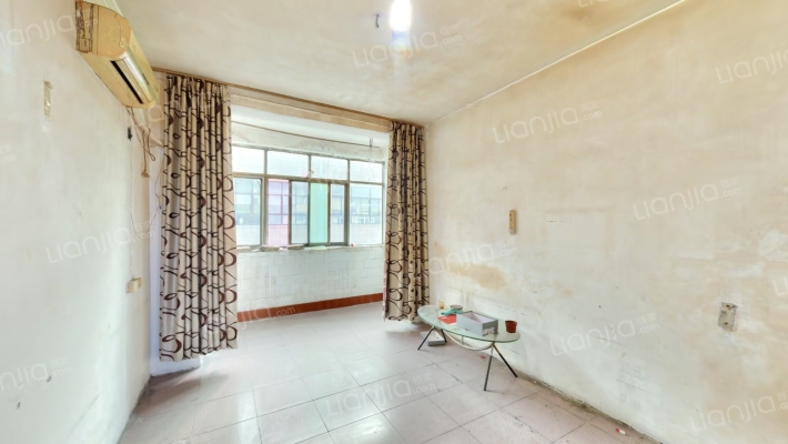 西八路二十四号二手房实景图