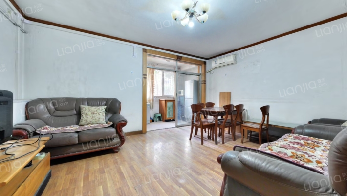 银沙路80号二手房实景图