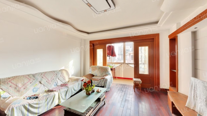 新晨花园二手房实景图