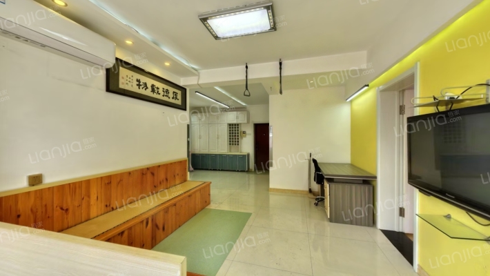 江畔小镇二手房实景图