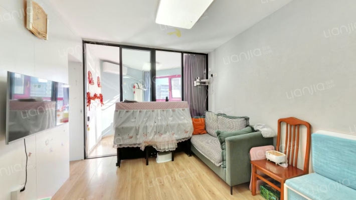 宝华家园二手房实景图