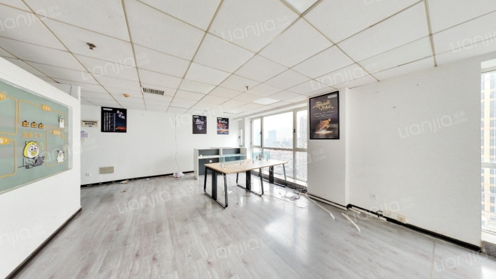 新时空大厦二手房实景图