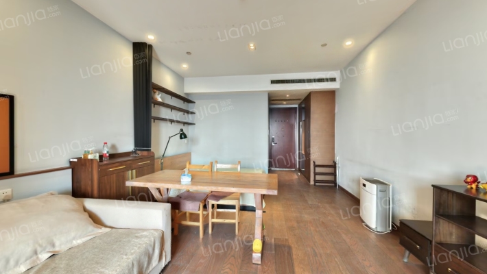 升龙汇金中心二手房实景图