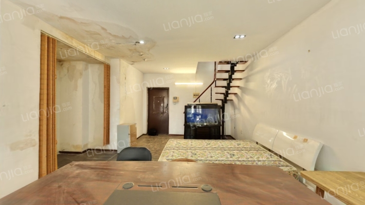 王子公寓二手房实景图