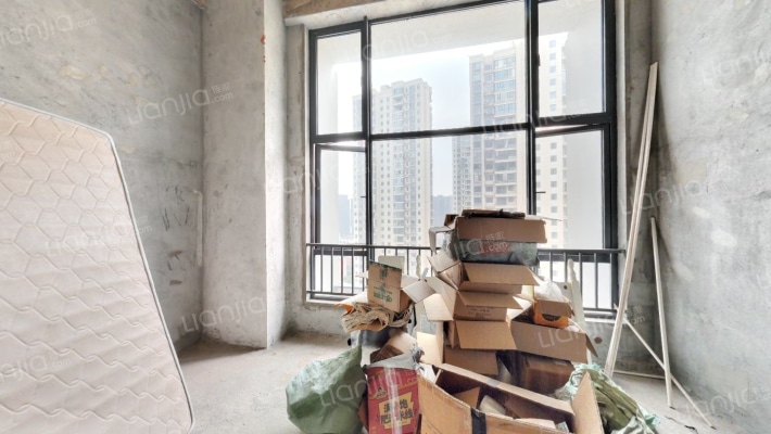 力高凤凰新天二手房实景图