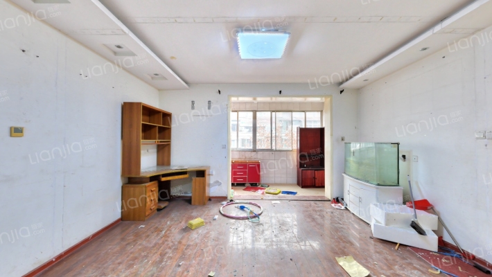 华信西区二手房实景图