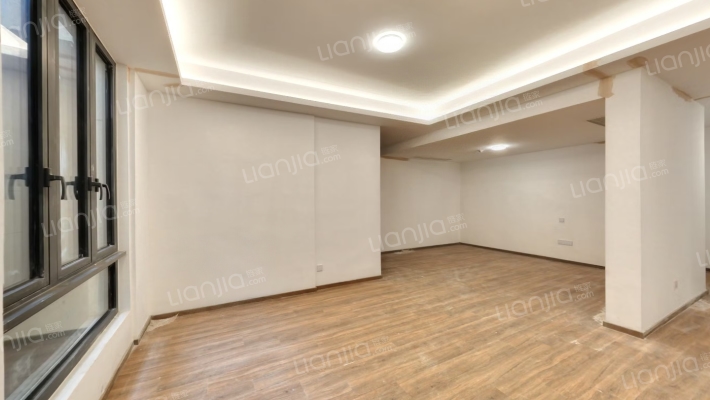 长江悦府二手房实景图