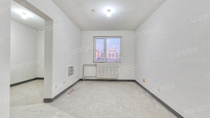 西仪佳园二手房实景图