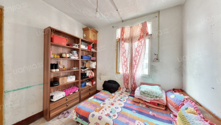 赞元街73号二手房实景图