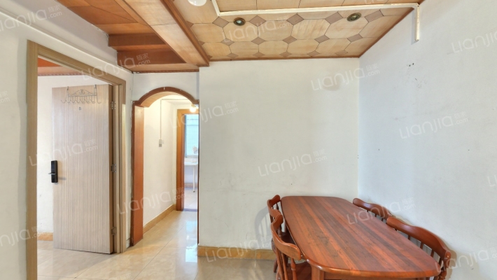 地质勘察院二手房实景图