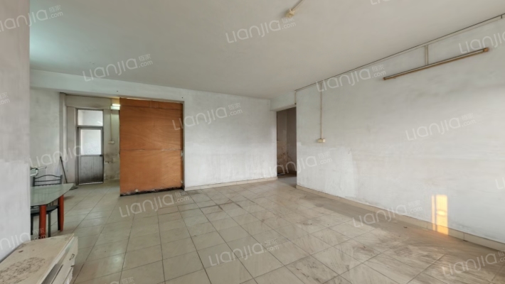 金龙路二手房实景图