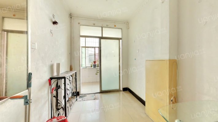 含光路邮电住宅小区二手房实景图