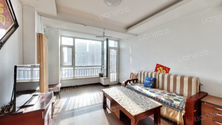 蓝石海景二手房实景图