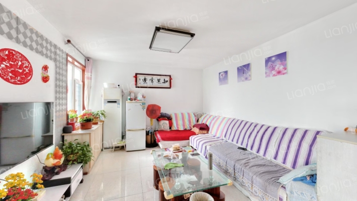 嘉日华庭二手房实景图