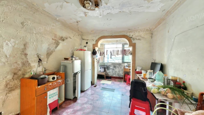 北站东二路13号二手房实景图