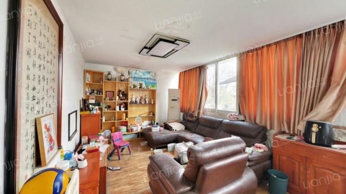 红庙子街71号二手房实景图